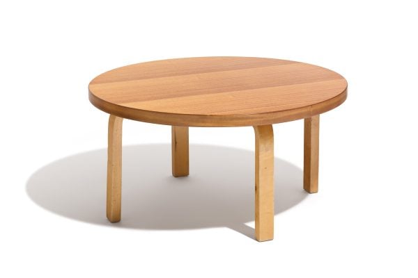 Salon table
